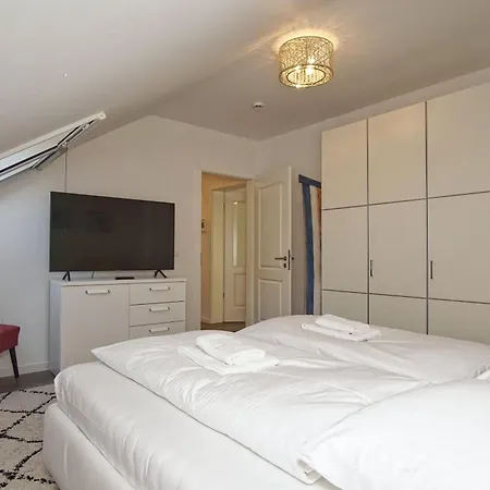 Apartment Residenz Waldidyll Waldloft Sellin (Rugen)